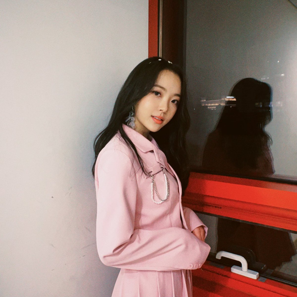 angaezz's tweet photo. 210329 #엘리스 #혜성
고독방에 놓고 간 사진들 💕 https://t.co/Km04VyD6Ab