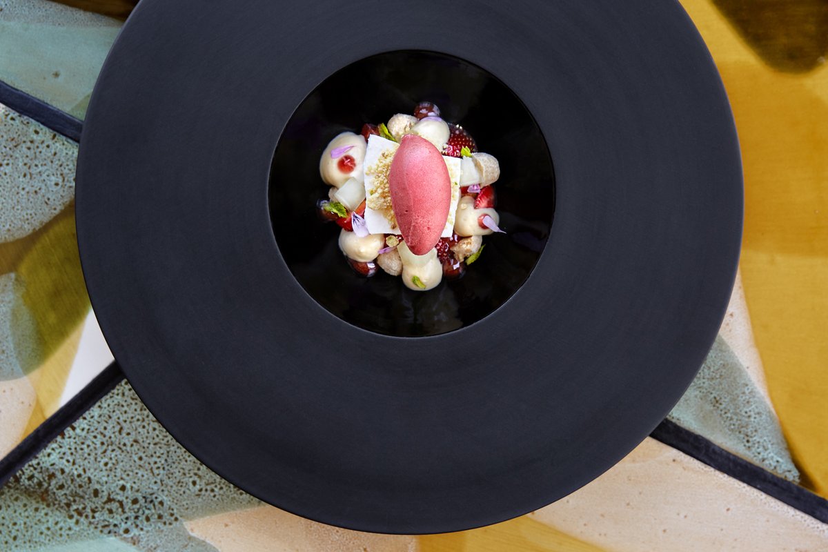 LaPetiteColombe's tweet photo. We're thrilled to be taking part in this year's @RestWeekSA - available for the whole month of April, you'll be able to enjoy an autumn-inspired 8-course menu for only R625 pp, when booked exclusively through this portal: https://t.co/ZeAquw5Uz1 https://t.co/wLM8c5uFY5