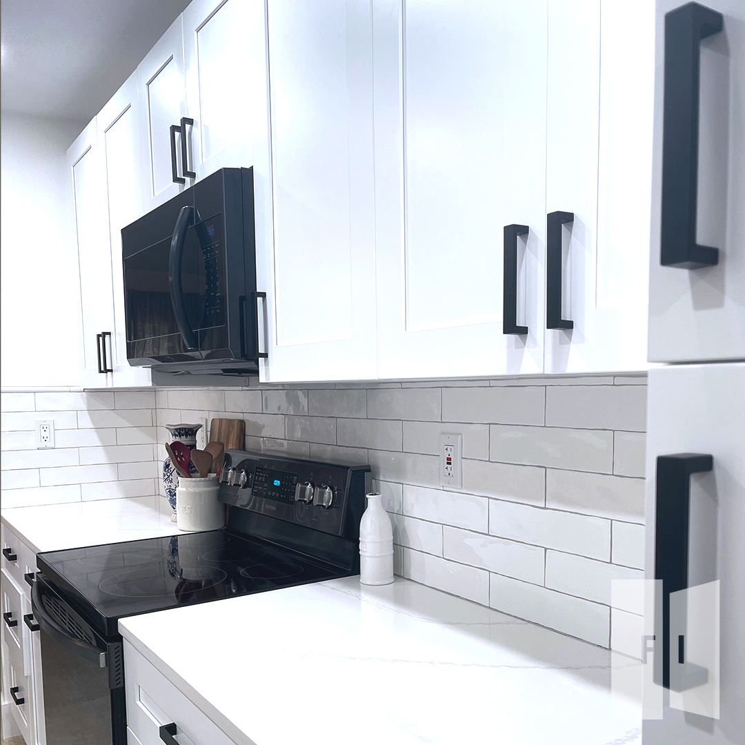FirstImprInt's tweet photo. Project Complete! This is how you renovate a kitchen in style with all First Impressions Hardware! π
.
#FII #FirstImpressionsInt #FirstImpressions #DecorativeHardware #Designer #Hardware #Home #Renovation #Kitchen #Ideas #KitchenIdeas #Style
.
https://t.co/LncxWLApnR https://t.co/3RT9tu3PZJ