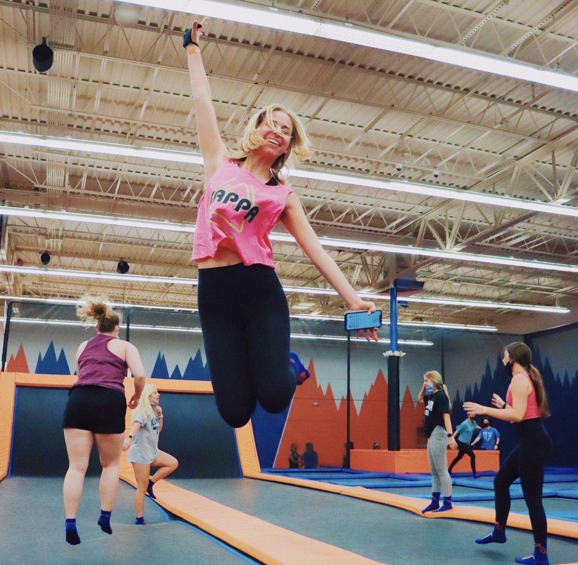 Jumping into Monday☄️☄️