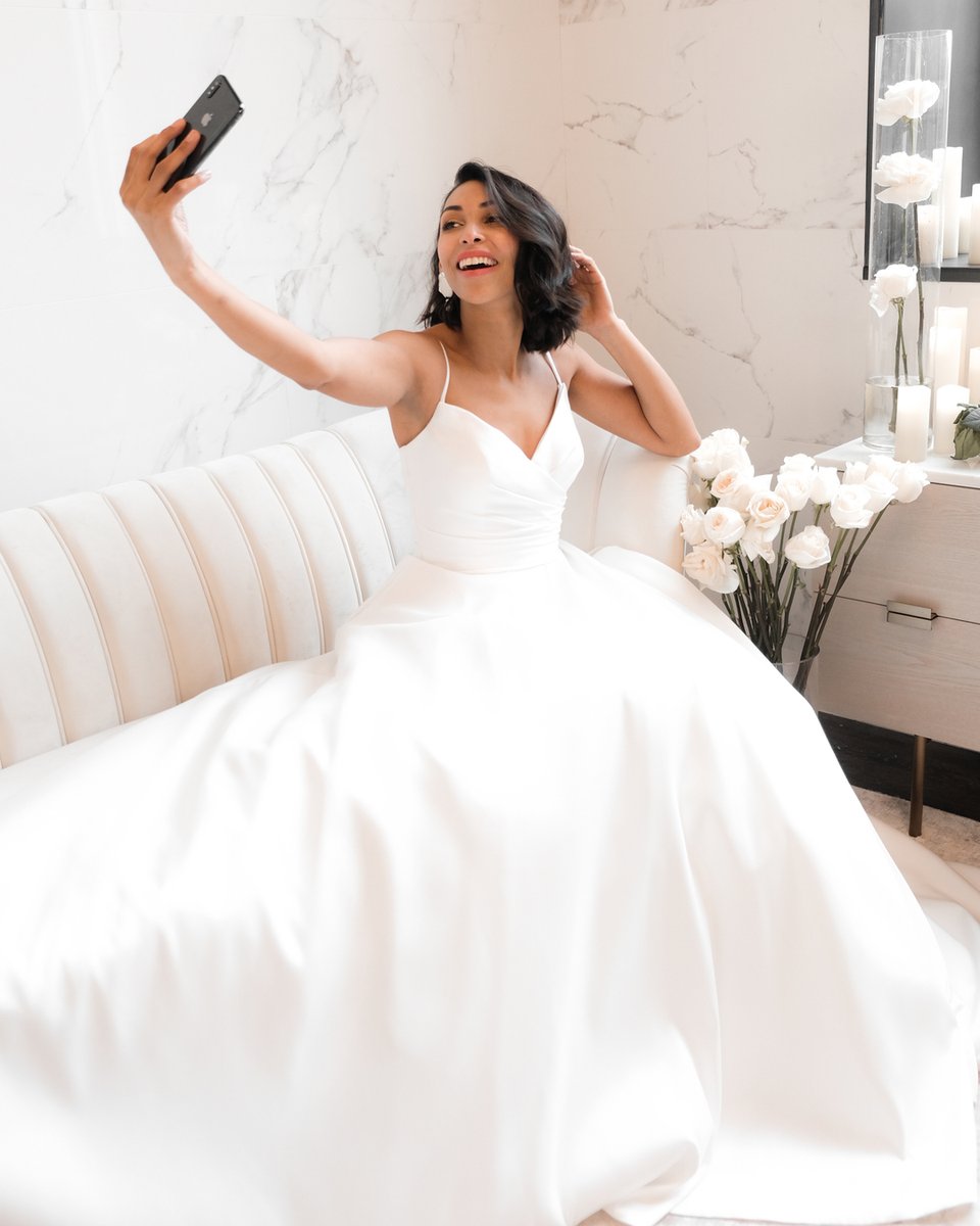 sinceritybridal's tweet photo. Selfie time! Enjoy your wedding day in #Style_44241📸

-
#SincerityBride
#isaidyes #weddingplanning #love #inlove #weddingdress #bridalgown #dressshopping #isaidyestothedress #engaged https://t.co/t5omUGh2zI