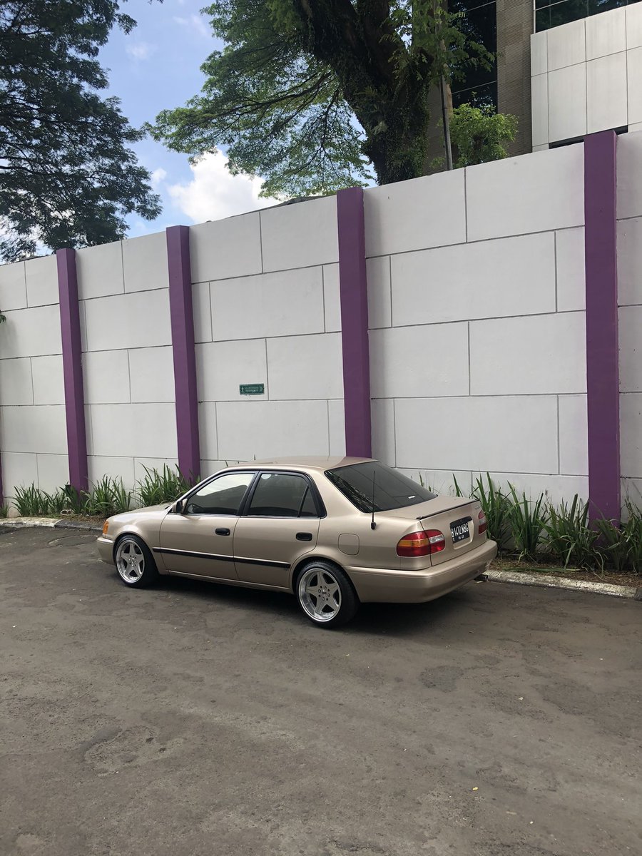 septamoore31's tweet photo. kenalin pacar baru, mba lastri yang kemaren dijual https://t.co/jySYwmNGOC