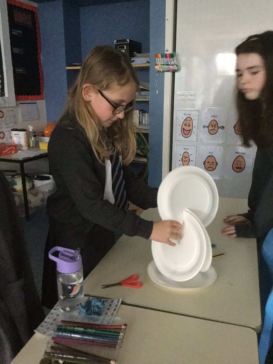 Mearns_Primary's tweet photo. Primary 6 are currently engaged in a paper plate STEM challenge.This challenge requires them to use their knowledge of engineering whilst building other key skills like communication, team work and perservance. @SmartSTEMs #collablsKey https://t.co/ToqRJlK2h2