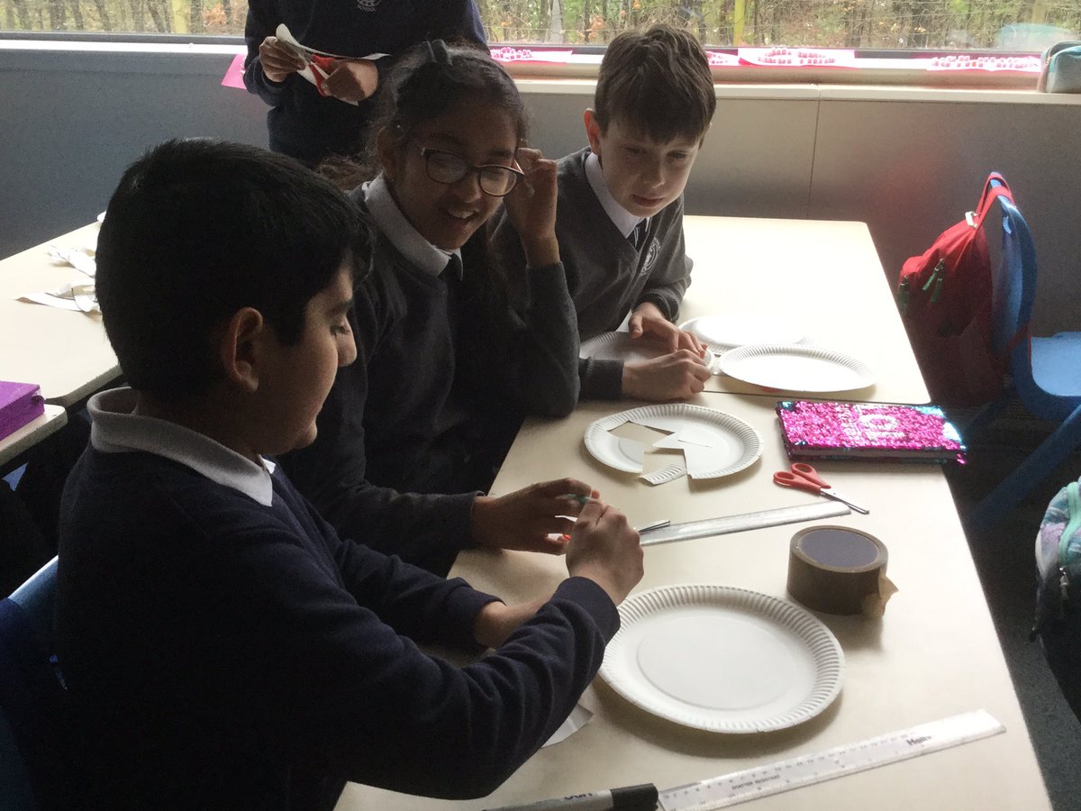 Mearns_Primary's tweet photo. Primary 6 are currently engaged in a paper plate STEM challenge.This challenge requires them to use their knowledge of engineering whilst building other key skills like communication, team work and perservance. @SmartSTEMs #collablsKey https://t.co/ToqRJlK2h2