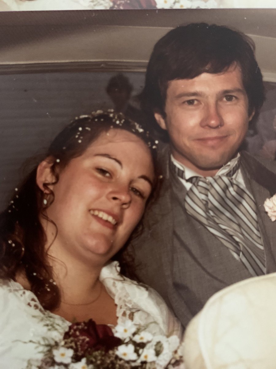 scottieschicken's tweet photo. It’s been 1 year since We said farewell to you. We’ve withstood all the “firsts”, some much tougher than others. I know that God sent me the best life partner and best daddy for Jess possible. Thanks 4 showing us how 2 be better people. #keepwatchingoverus #missingyoubutOK 🐓💚 https://t.co/ggyThQHsjq