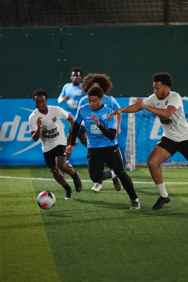 sportbible's tweet photo. After restrictions were lifted, @RisingBallers_ rocked up at Powerleague at 00:01 to play the first the amateur sporting fixture since November.

The grassroots game is back. ️⚽️🙌 https://t.co/6MtCcj1gPC