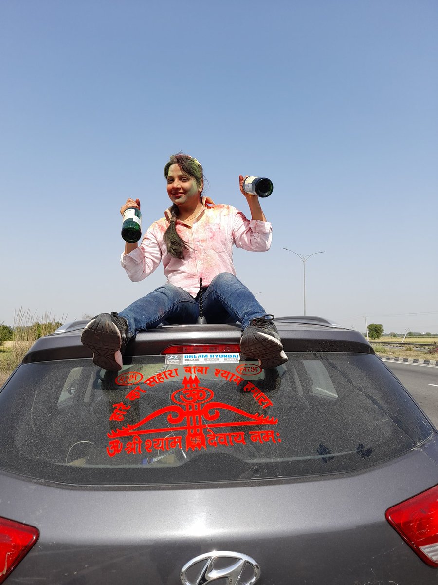 RichaaaSharma's tweet photo. Delhi Girl In Delhi #happyholo2021 #happyholiwithmylovingone @SatishAAP @ArvindShrama483 https://t.co/36wXH5EQDw
