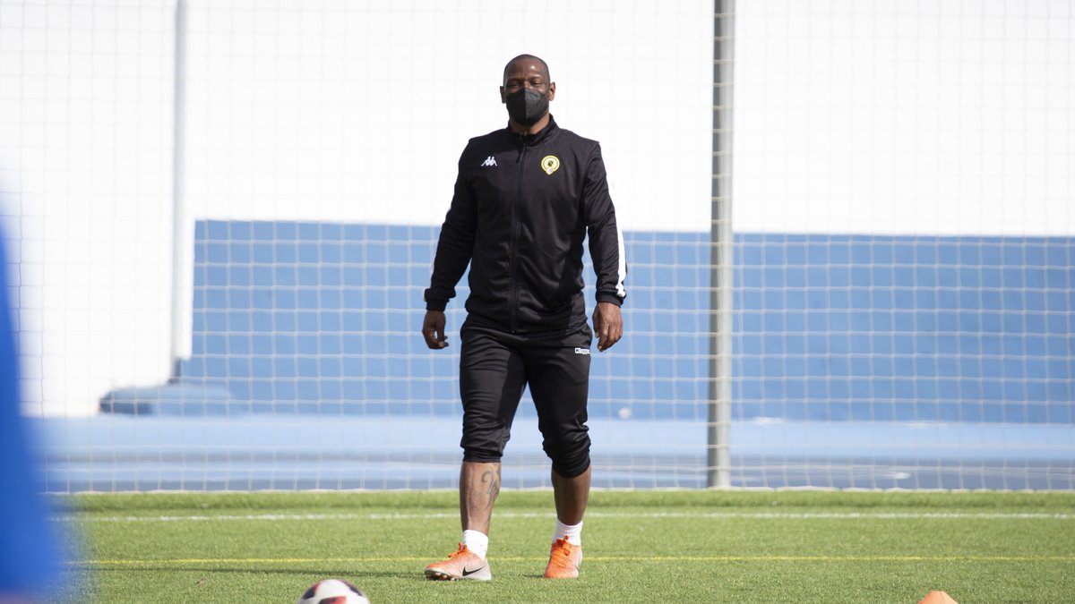 cfhercules's tweet photo. 🔙 @NPamarot regresa al Hércules CF para incorporarse al cuerpo técnico del Hércules B como ayudante del entrenador.

🤩🤩🤩🤩🤩

🔗 https://t.co/JmReJB6FXN

💙 #MachoHércules https://t.co/mInaealib1