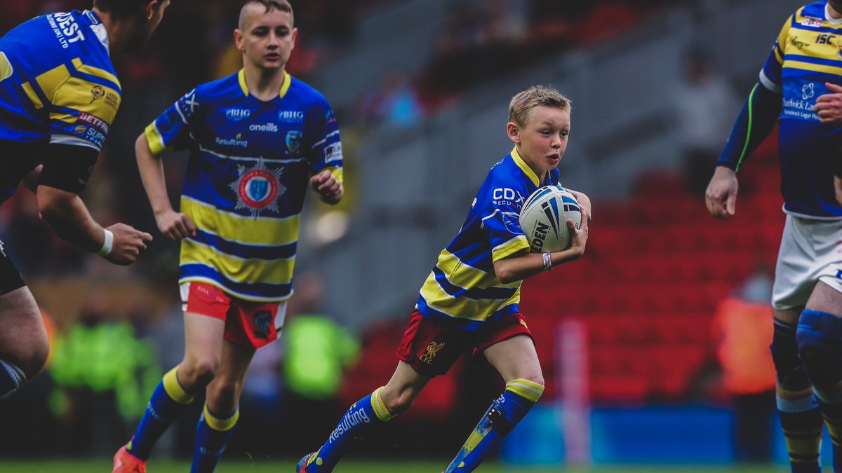 SuperLeague's tweet photo. Community rugby league returns today 😝 #ReturntoPlay
 
Buzzing to have it back! #SuperLeague https://t.co/RdTLQosVjU