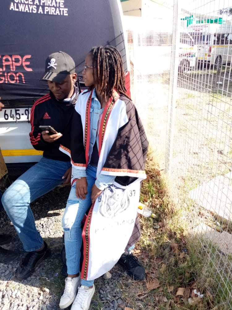 GugulethuBranch's tweet photo. 📸 #FishHoekBranch 2k21 Relaunch || our newest member, Pumie, was her first trip with the branch. Uthi its her first of too many to come 🤣☠ https://t.co/dVCISojjy1