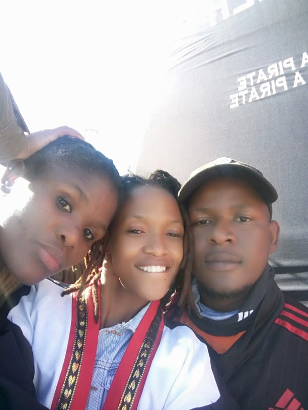 GugulethuBranch's tweet photo. 📸 #FishHoekBranch 2k21 Relaunch || our newest member, Pumie, was her first trip with the branch. Uthi its her first of too many to come 🤣☠ https://t.co/dVCISojjy1