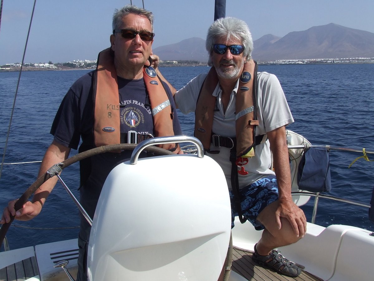 EndeavourSail's tweet photo. Thank you to David and Pauline Matthews who have sent us some lovely photos of when they were sailing with ⛵️😎

For further information on what we have to offer, please visit our website:
https://t.co/b3Xm73kODa
Tel: 0034 628478400 (Whatsapp)

#sailinglife #sailingboat https://t.co/DQ9SFFZQwU
