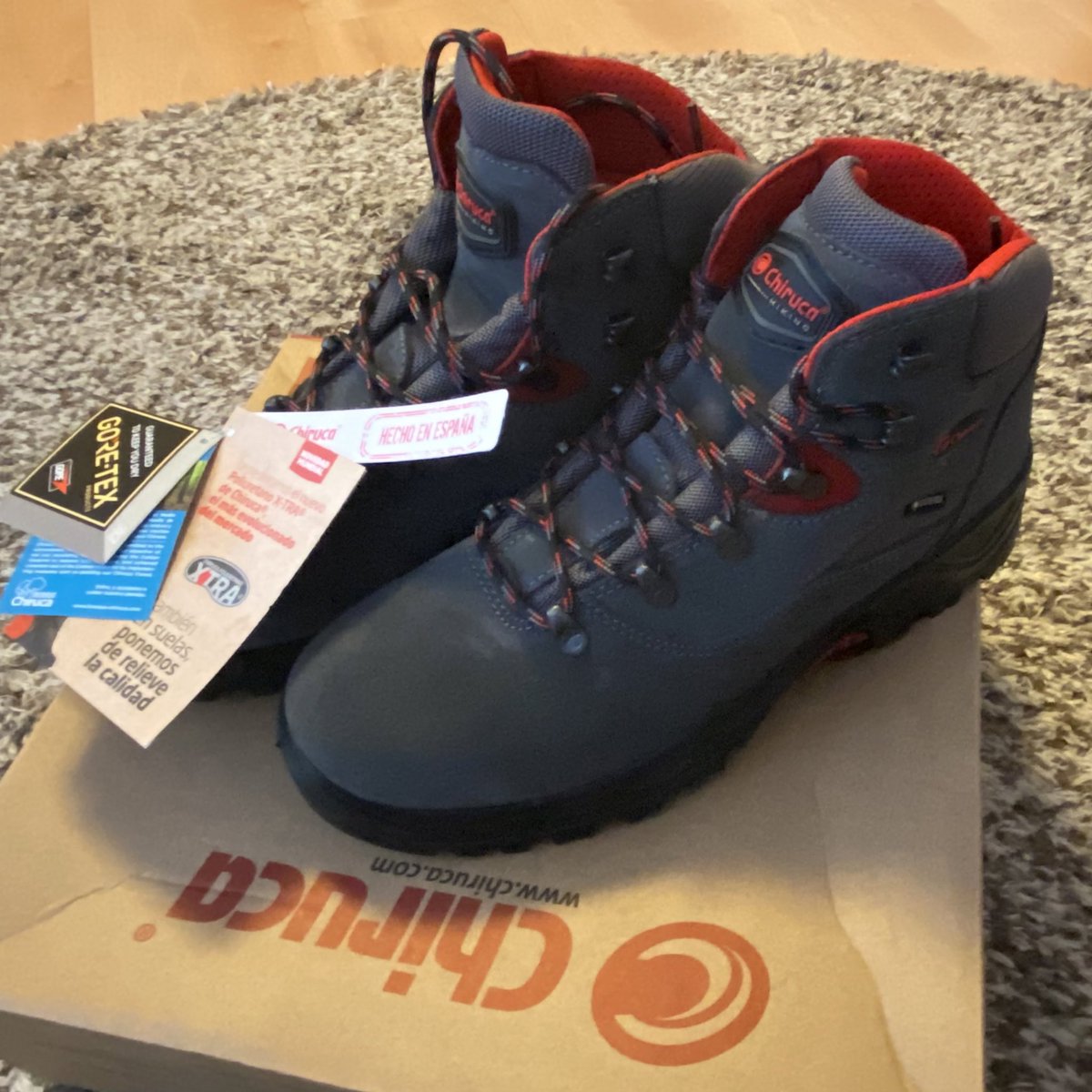 JNDpicture's tweet photo. Ya están aquí las nuevas botas @Chiruca modelo Mulhacen    #chiruca #jnd50 #jndpicture https://t.co/pE8BIwAWlI