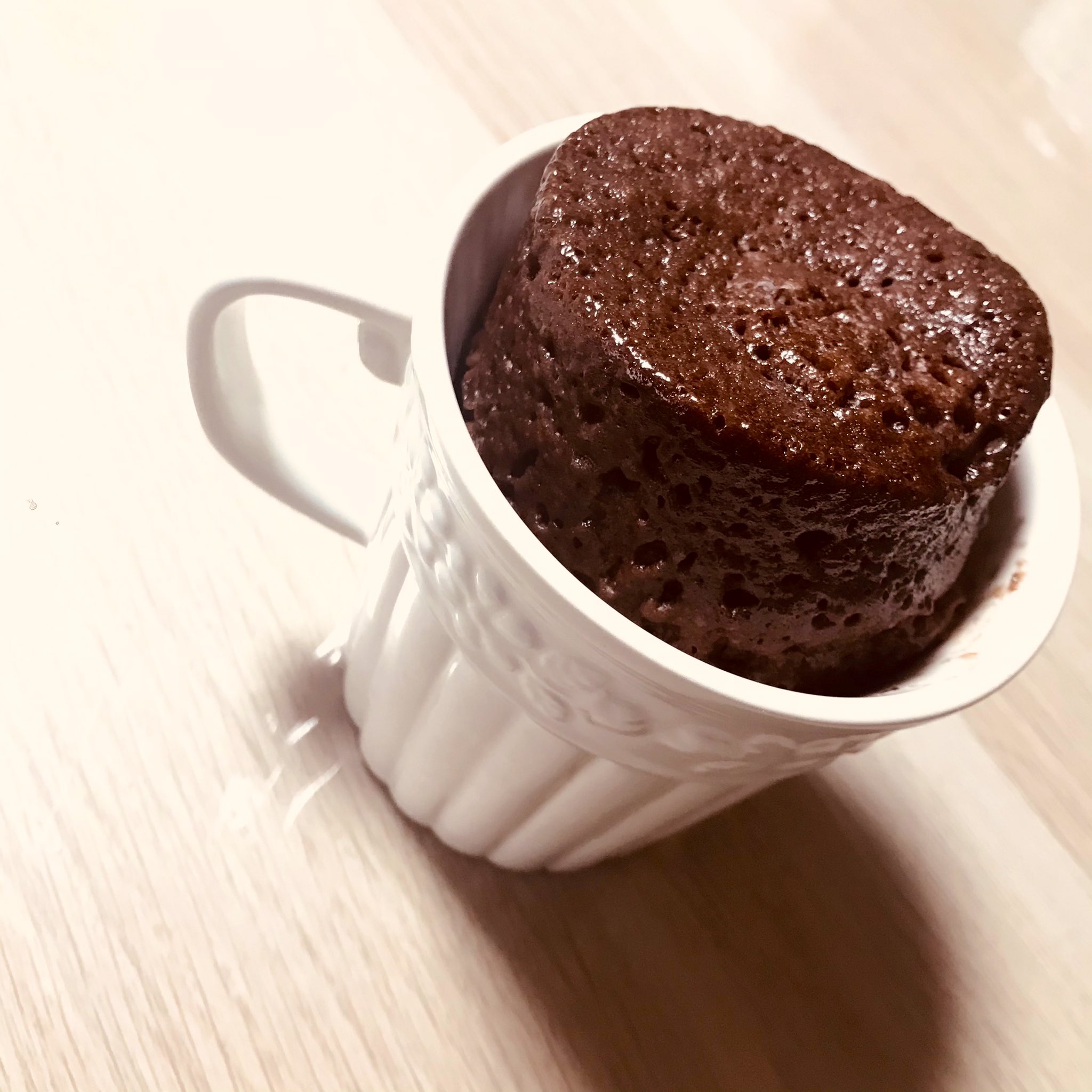久保 樹莉亜 على تويتر 昨日 甘いもの食べたくなって冷蔵庫みたら 純ココアとベーキングパウダーあったからマグカップケーキ作った 膨らみすぎてビックリ T Co Bluigfvkfq تويتر