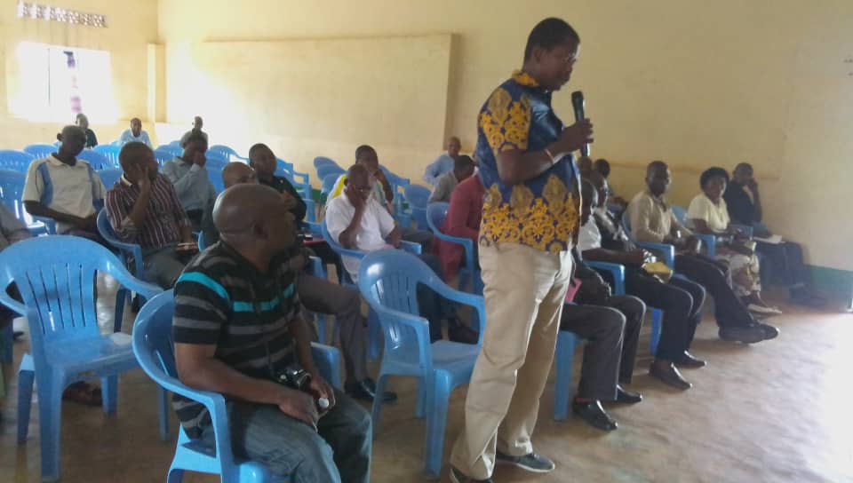 pourconstruire's tweet photo. #RDC2021La corruption tue notre pays.Ns poursuivons notre campagne:
Rdc Pays des incorruptibles. Notre Représentant de Ngandajika Mr Moustapha a sr place sensibilisé ls autorités institutionnelles sur les méfaits de la corruption. @fatshi13 @Presidence_RDC @PNUDRDC @MutomboHenry https://t.co/dgOrSR0wVE