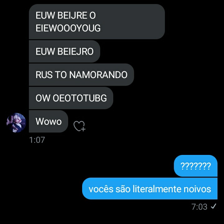 demonvoir's tweet photo. aqui tentando entender @Mountain_Choi_ https://t.co/H0267UkvAZ