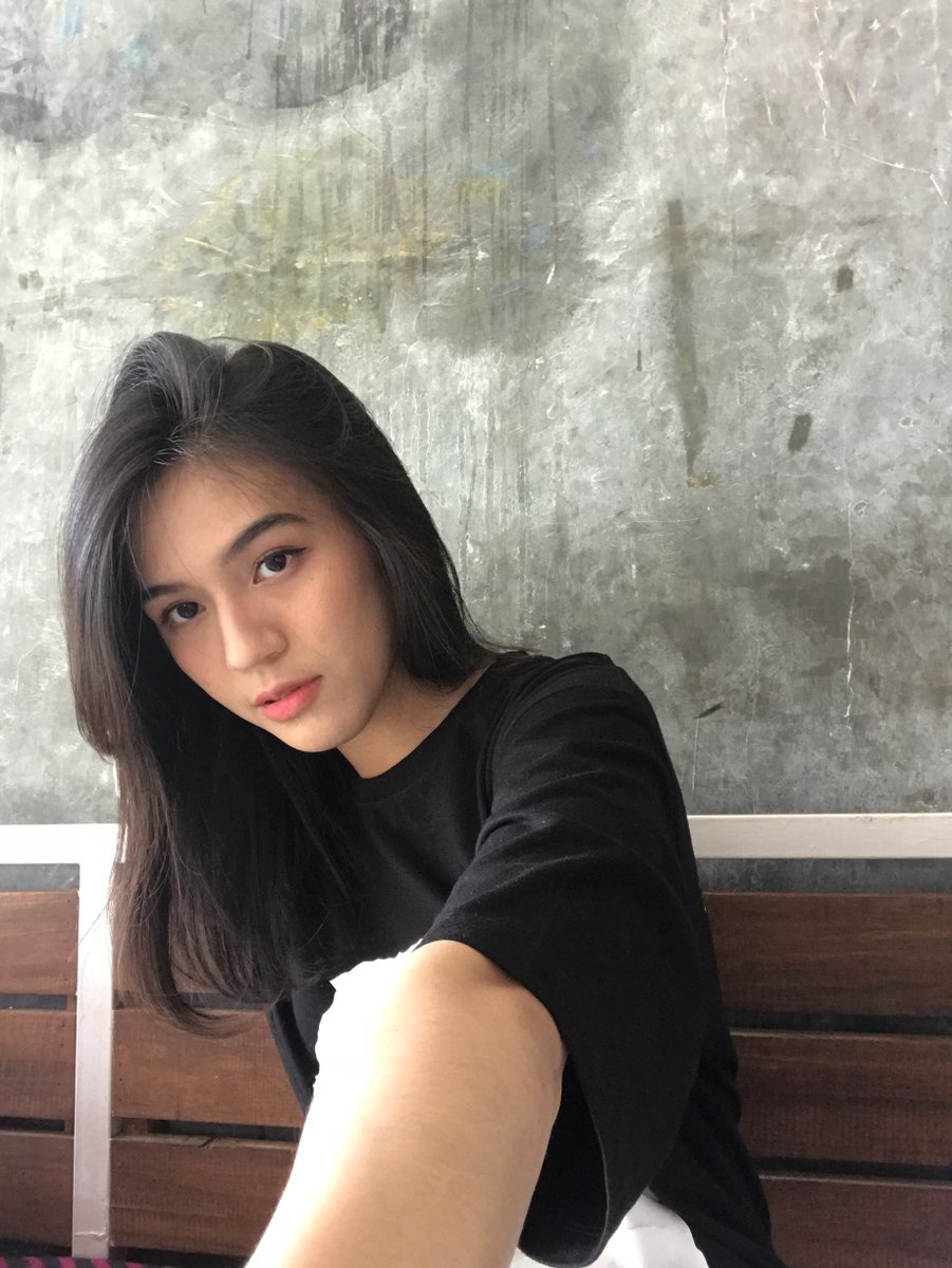 Gaby Warouw tweet media