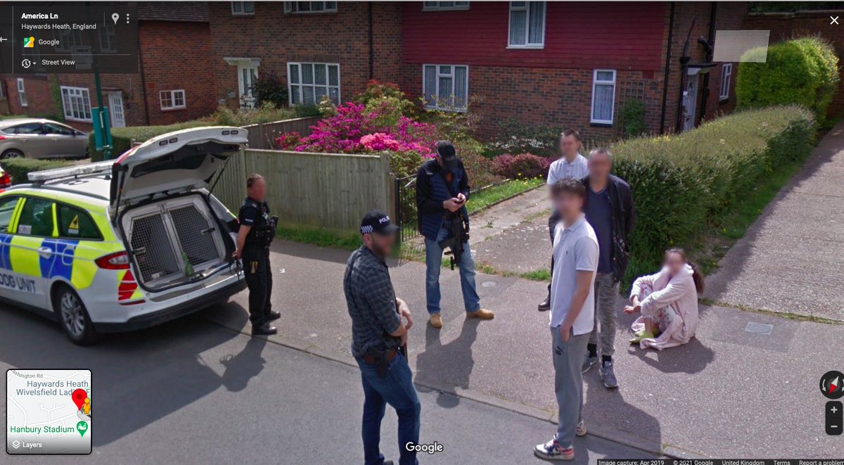 Someone’s selling a house in Haywards Heath and when you click on the Street View link on their @rightmove listing this is what you see