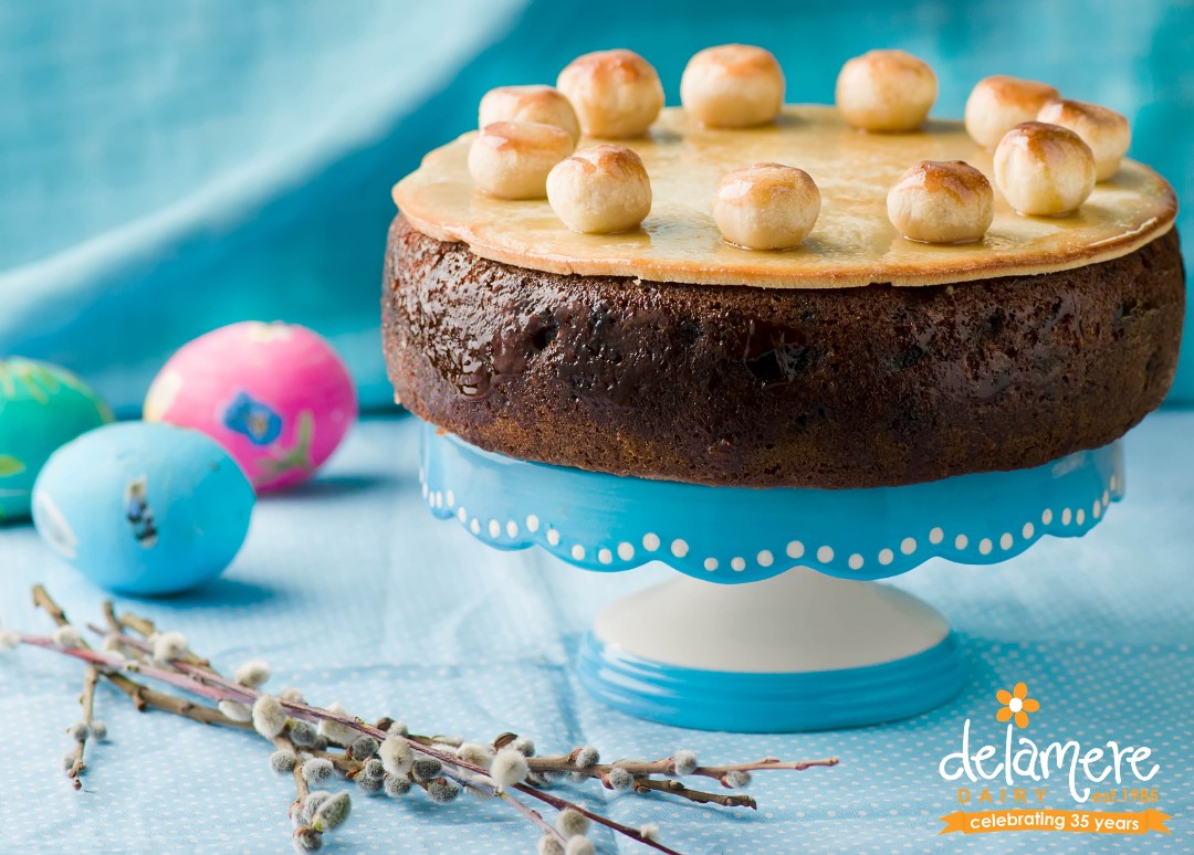DelamereDairy's tweet photo. Pop on your oven gloves, grab your Delamere Dairy goats' butter, & get busy with some baking๐ฃ๐ฐ
With such glorious weather, and restrictions easing in the U.K, weโre in for a fabulous Easter weekend๐๐ท๐๐ผ
RECIPE - https://t.co/3kezQoLSUt
#35yearsofgoodness
#easterbaking https://t.co/ZyyYU02DBU