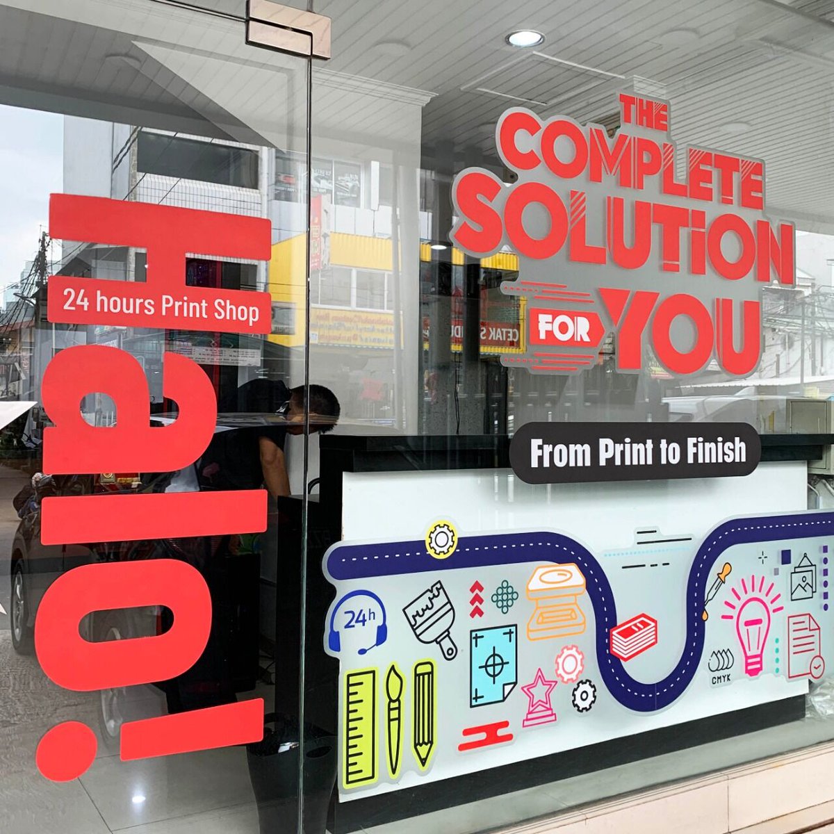 bisempurna46's tweet image. Sticker sandblast ini, bisa #SobatBintang gunakan sbg media sign &amp;amp; display.

Dgn tehnik sandwich printing menggunakan UV Flat Bed, dan lapisan tinta CMYK + White + CMYK. Sehingga akan tampak sama di bagian depan maupun belakang.

#SignDisplay #CetakSticker #BintangSempurna