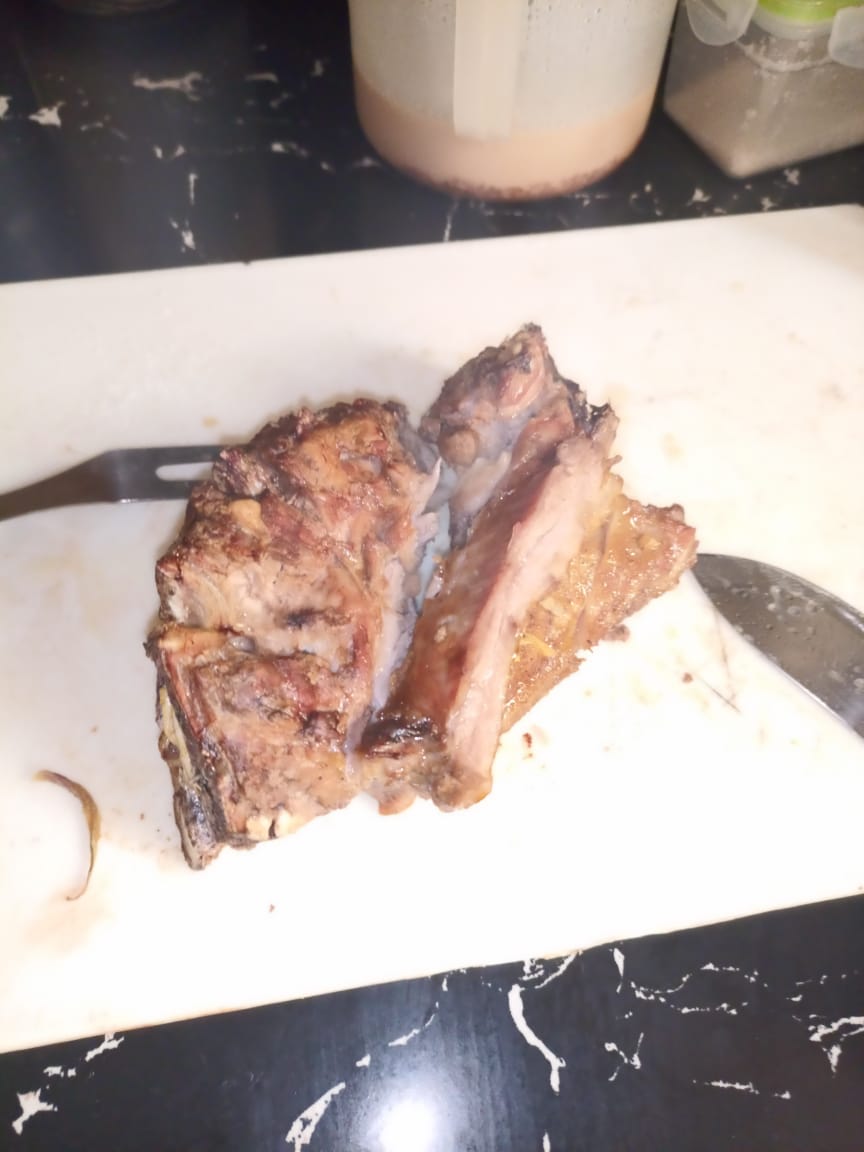 itsKJtheone's tweet photo. Hope everyone is well, despite the lockdown and early curfew.
Nairobi and Molo are in the same zone, which means, we will continue to bring in the softest, tastiest and freshest Molo Lamb.
#KjsMoloLamb #Ribs #legoflamb #nyamachoma #bbq #weekendroast #meatlover #Easter2021 https://t.co/vbUN6Gffx6