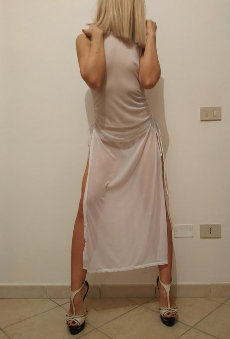 MargheritaOF 🩵🤍 - 2 pic. Buon #MotivationMonday 😘 https://t.co/L6TveSJCyM