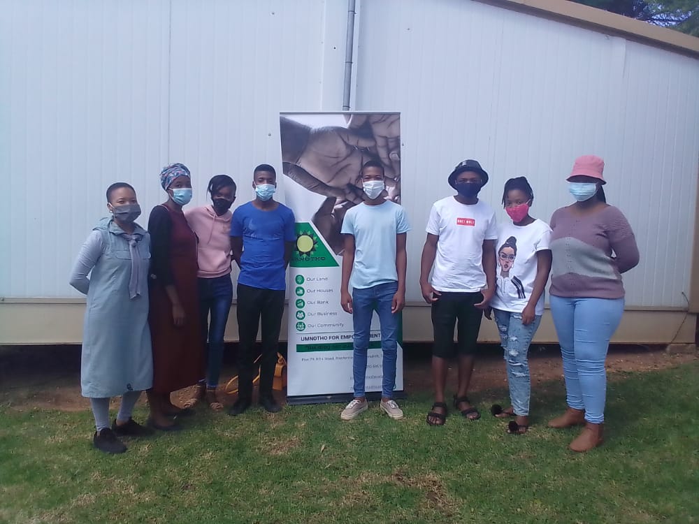 umnothovillage's tweet photo. Computer Training candidates! 

Umnotho Youth development sponsored by @The_DSD conducted a free computer training for 4 weeks to the youth of Rietfontein. 

A Thread

#MondayMotivation https://t.co/GBEK1rHiNx
