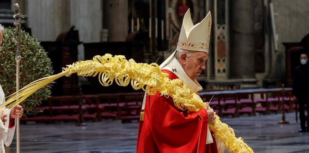 El papa pide recuperar “la capacidad de asombrarse” para “volver a comenzar”  #elperiodicolatino
elperiodicolatino.com/2021/03/29/el-…