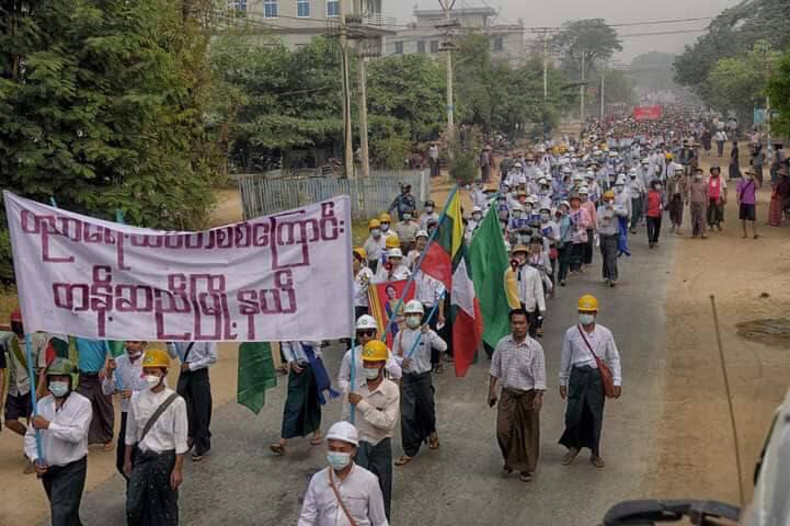 MmLanghua's tweet photo. Thousands of people joined the protest against military regime in Taze Township, Sagaing Region despite 
JUNTA MASSACRE
#Mar29Coup
#WhatsHappeningInMyanmar https://t.co/bzl0XIsSmh