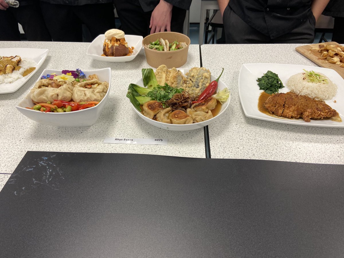 agsb_official's tweet photo. Brilliant work and incredible plates of food on display. Well done to all involved. #agsbvalues #agsbfoodtech https://t.co/OMRbIAy0Ca