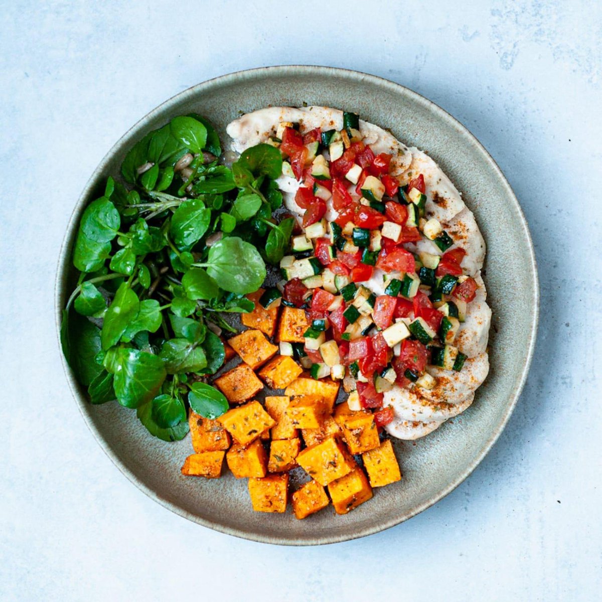 TimeOutOffers's tweet photo. No cooking for a month? Yes, please 👀 https://t.co/Us5ziZFExA https://t.co/C7Kd1nmht6