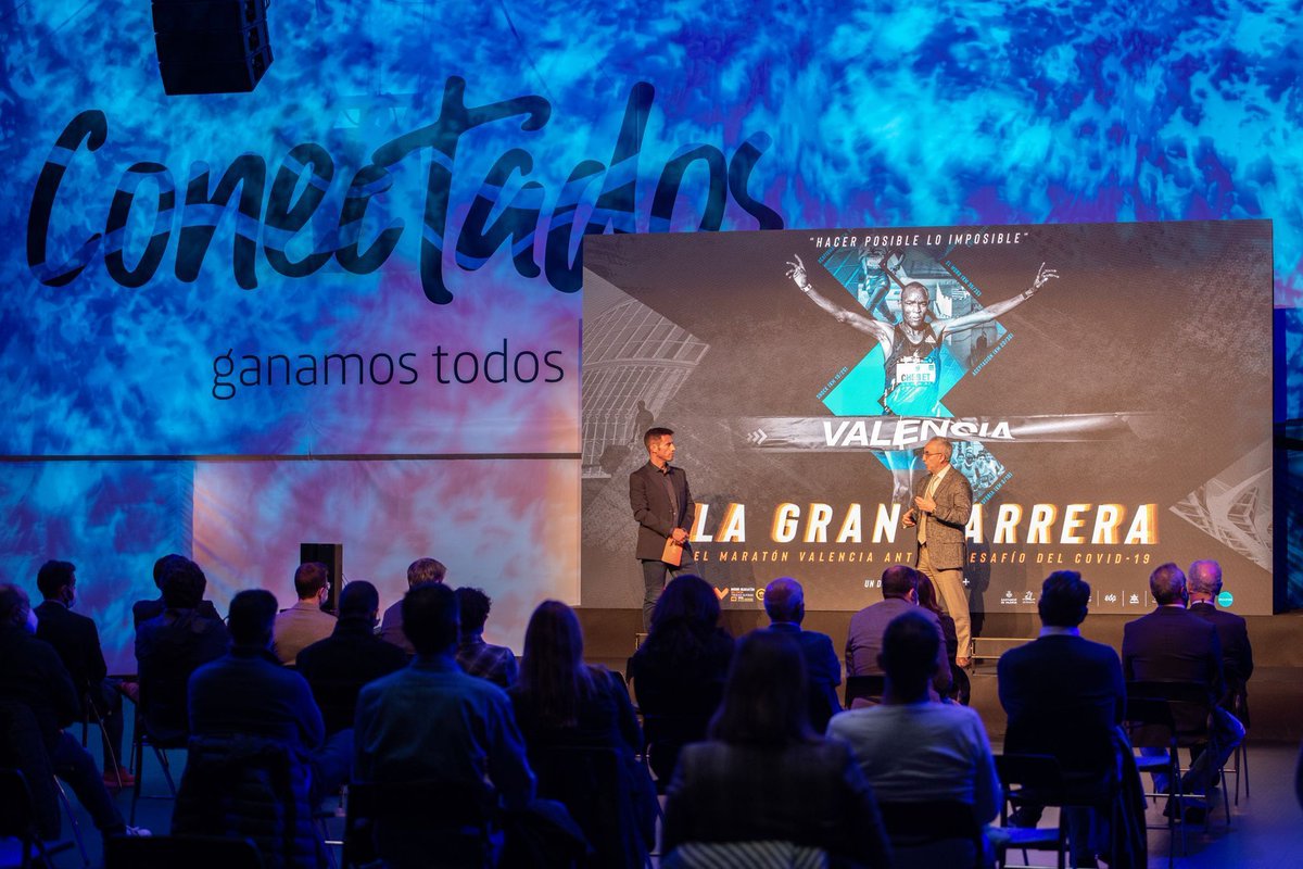 OctagonSpain's tweet photo. La semana pasada presentamos en el @MovistarAcademy el documental sobre la pasada @maratonvalencia. Esta cinta, producida por @MovistarPlus, relata el increíble trabajo detrás de la organización de una de las mejores carreras del mundo en un año muy complicado para todos. https://t.co/t3nv4kGd6b