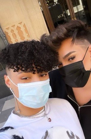 sister_daniel9's tweet photo. My favorite duo💜 https://t.co/FCUaA1ljKY
