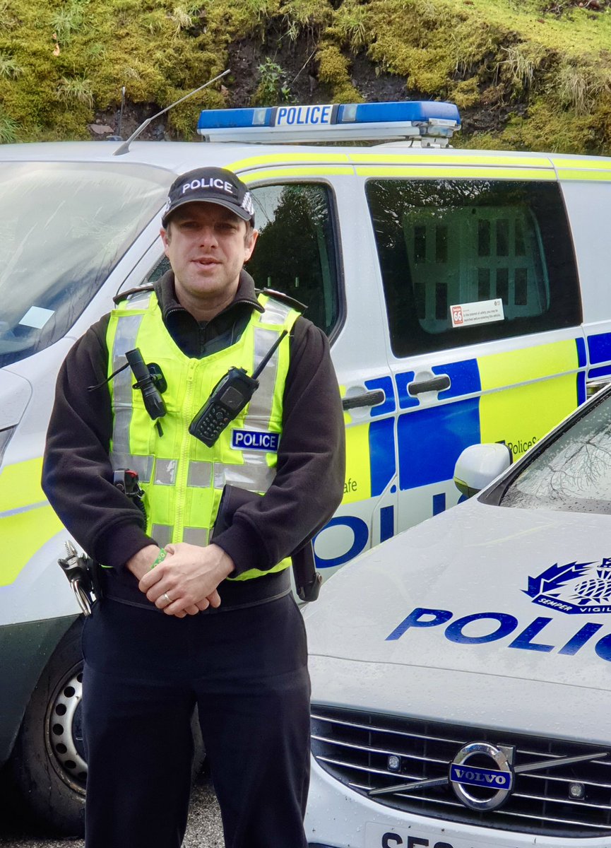 daca_scotland's tweet photo. Sgt Edwards from Oban was diagnosed with an Autism Spectrum Condition in 2019.
"I've been an Officer for 18 years, worked in a variety of different roles and thoroughly love the routine that my work gives me. I particularly enjoy problem solving,creativity and innovation.” 1/3 https://t.co/whz2z5d9B8
