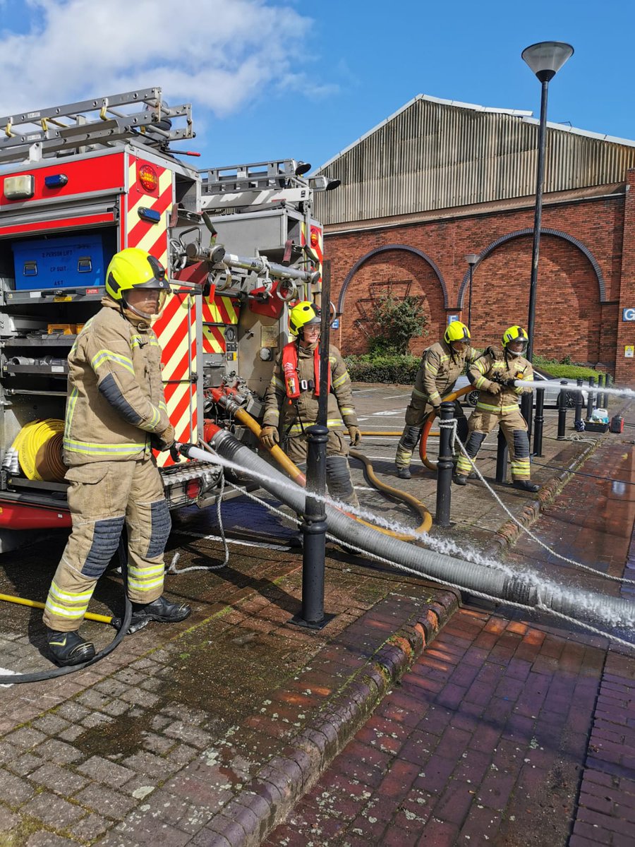 WMFSAston's tweet photo. ๐ขOpen water pumping this morning for Aston Green ๐ข #training #aston #wmfs #openwaterpumping https://t.co/1s150IXIqG