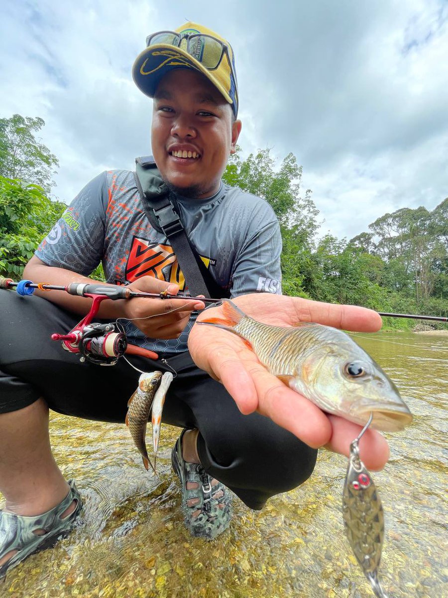 irhshadhayat's tweet photo. Renew lesen 2021 ✅
#streamfishing
#sebarau https://t.co/K88qRq4mtU