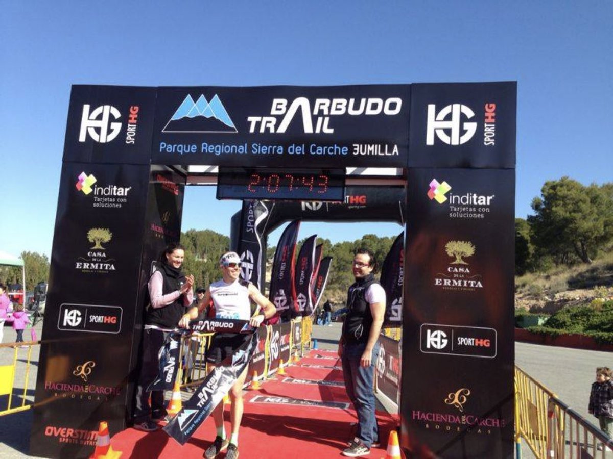 Barbudo_Trail's tweet photo. Hace 7 años nacía la Barbudo Trail. El Parque Regional de la Sierra del  Carche veía como @Castan__  e Inma Tonda se convertían en los primeros ganadores de nuestra prueba.

#trailrunning #trail #mountains #sport #jumilla #carche #running #marzo #2014 https://t.co/Hw2fzcd0HN