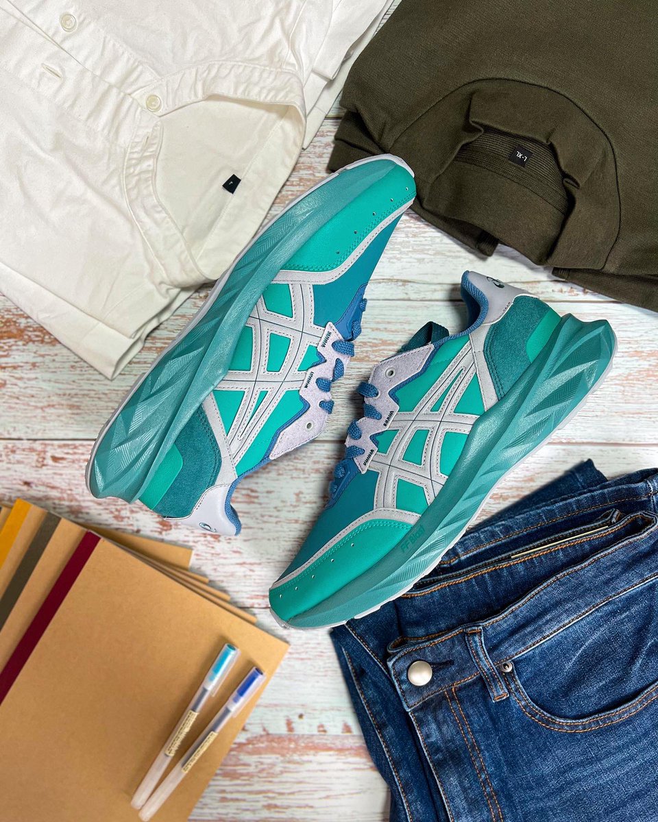 LawrenceHiew22's tweet photo. With my Engineered Everyday pack - curated in collaboration with #ASICS sportstyle and #Muji, it greatly allows me to monitor my work and personal schedule in a more presentable, orderly and thoughtful manner.

#丘俊鑫 #LawrenceHiew #구준흠 #キュシュウキ #TARTHERBLAST #無印良品 https://t.co/aywgq1hnrB