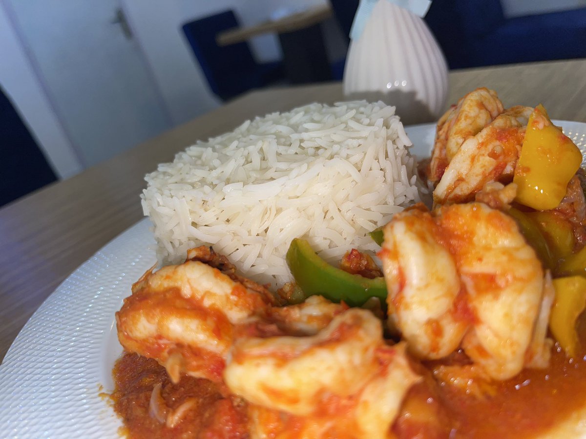 EfikTown's tweet photo. Grabbed lunch 🍱 yet? 
See what we got on our menu today

Spicy Prawn sauce and white rice 🍛 https://t.co/HITnuQ8SLr