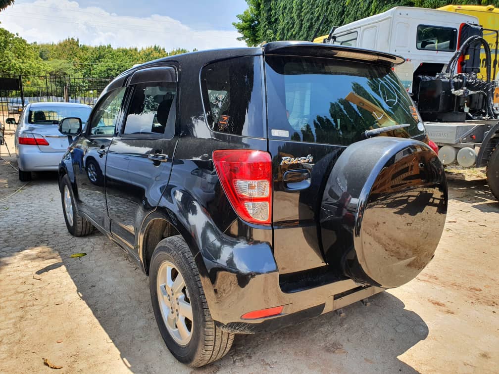 mangiipesa's tweet photo. TOYOTA RUSH BLACK MAMBA
#CHASSISNUMBER
2007
CC1490
LOW MILLAGE
BLACK COLOR
WINKLE LIGHTS
BEI=23.5M+USAJILI
LOC DAR
CALL 0768282694
KINDLY RETWEET https://t.co/gcc7BPRvTM