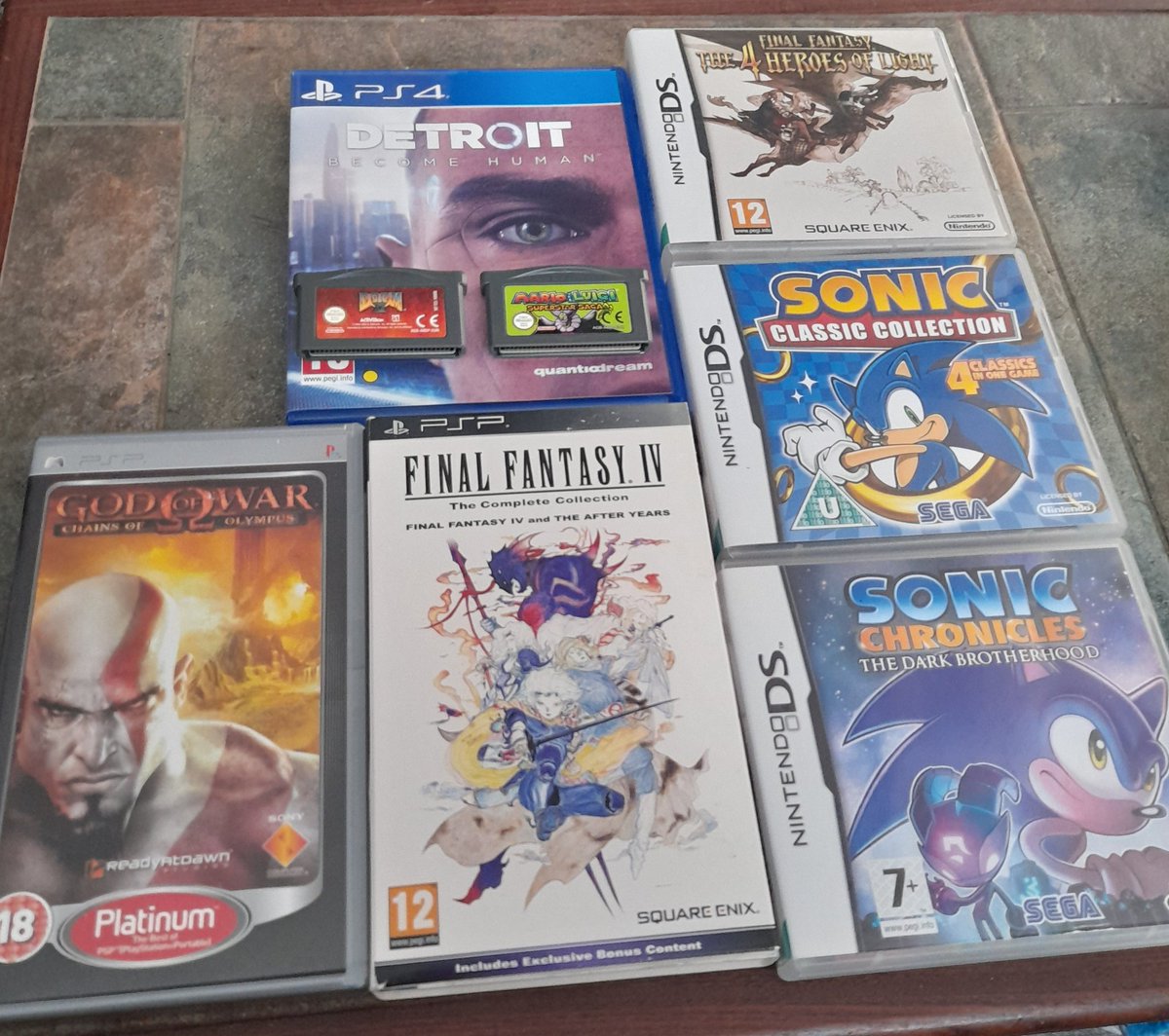 Y2Ps2's tweet photo. #pickups awesome payday haul arrived today. Bit wary of Cex online because sometimes you get sent some shit, but credit where its due, every game today has its manual and is in great or good condition. FF4 even had the art cards and screen cleaner! #shareyourgames #gamersunite https://t.co/eTCgDdB567
