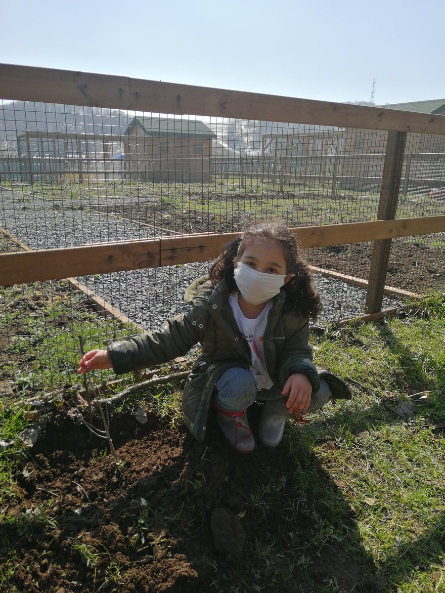 #canikormanokulu nda bu haftaki konumuz #sürdürülebilirlik.
<a href="/ziyaselcuk/">Ziya Selçuk</a>
<a href="/samsunmem/">Samsun İl Milli Eğitim Müdürlüğü</a>
<a href="/CanikMem/">Canik İlçe Milli Eğitim Müdürlüğü</a>