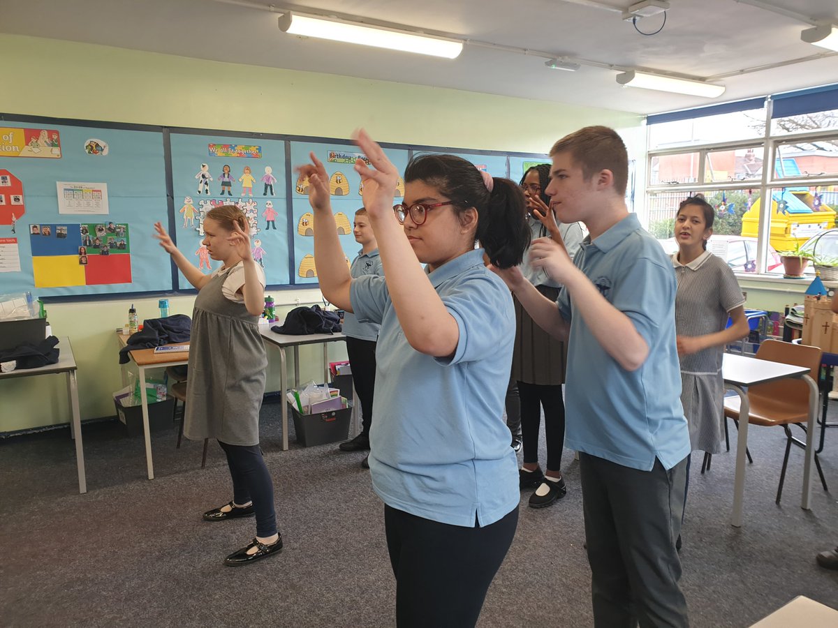 MissSha41023023's tweet photo. We are extremely proud of class 6 who completed their sponsored dance this morning. They dance for a full hour without stopping. #Lockdownlent @StJohnVianneySc https://t.co/a3yunN46w2