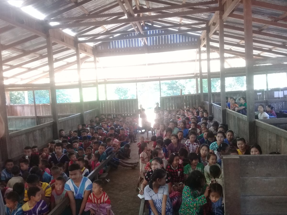 karen_kecd's tweet photo. *** Breaking News ***

At 1.15 pm today, March 29th, a Burma Air Force plane fired (5) missiles at the No.3 State High School (Daw Goo Hta) at Ler Htoo Poe Village, Mae Thu Village Tract, Dweh Lo Township, Mu Traw District, and completely destroyed the school. Casualties unknown. https://t.co/WUVAfPdp0J