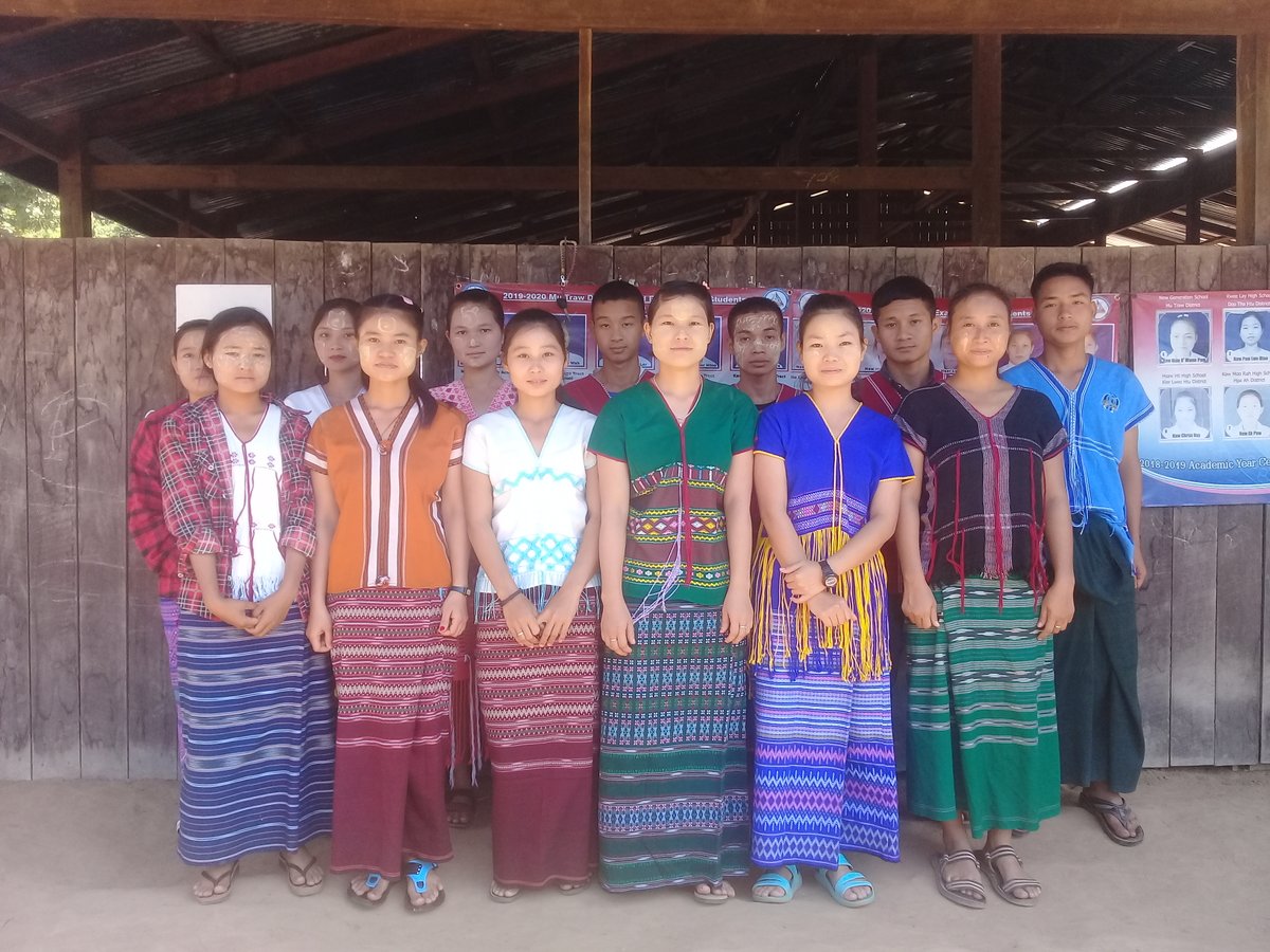 karen_kecd's tweet photo. *** Breaking News ***

At 1.15 pm today, March 29th, a Burma Air Force plane fired (5) missiles at the No.3 State High School (Daw Goo Hta) at Ler Htoo Poe Village, Mae Thu Village Tract, Dweh Lo Township, Mu Traw District, and completely destroyed the school. Casualties unknown. https://t.co/WUVAfPdp0J