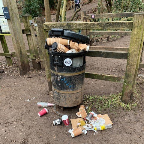 Planning a park meet up with friends this week now that the rules have relaxed a little in England? 🎉 Remember those reusables so that our outdoor spaces don't end up looking like this please!

Use our app to find Refill Stations near you! 🗺️
#ChooseToReuse #RefillRevolution