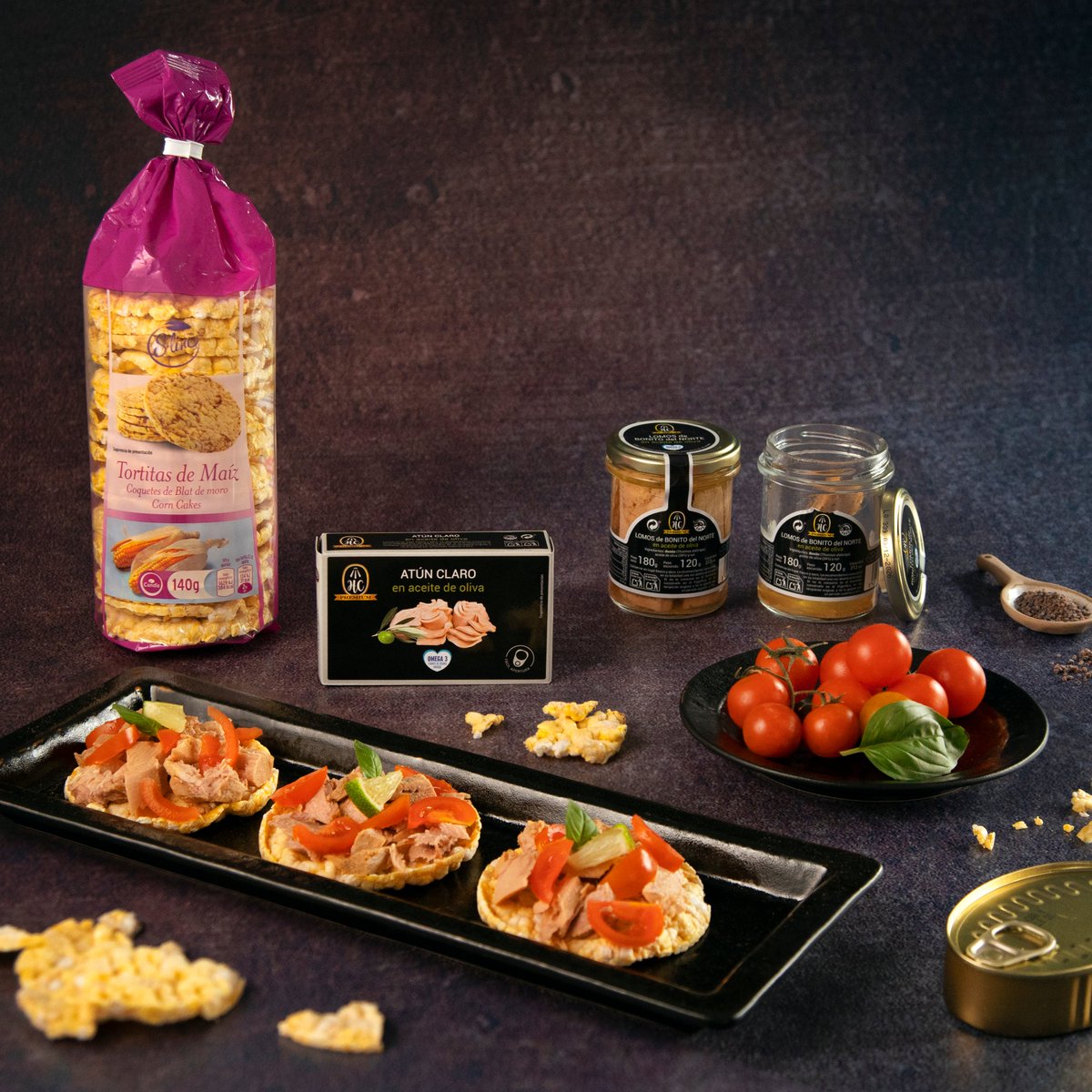 Condislife's tweet photo. ¡Dale sabor a las tortitas de maíz con un poco de atún HC o bonito HC!😋 Esta propuesta es una manera saludable de picar entre horas, por ejemplo, ¡a media mañana!⌚️ Además, las tortitas de maíz son muy versátiles y se pueden combinar de mil maneras distintas.🌽🤩
#CondisContigo https://t.co/TbWgHXM22O