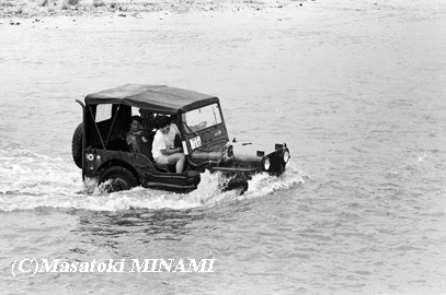 大塚康生遺作集 これが多摩川ジープ水没事件の原点だ。 昭和44(1969)年