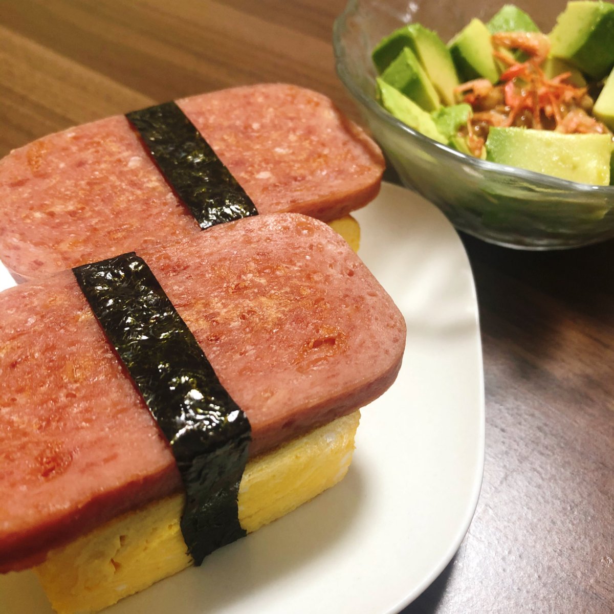 あんりな V Twitter 今夜の夕食 スパムたまご アボカド納豆 あんりなご飯