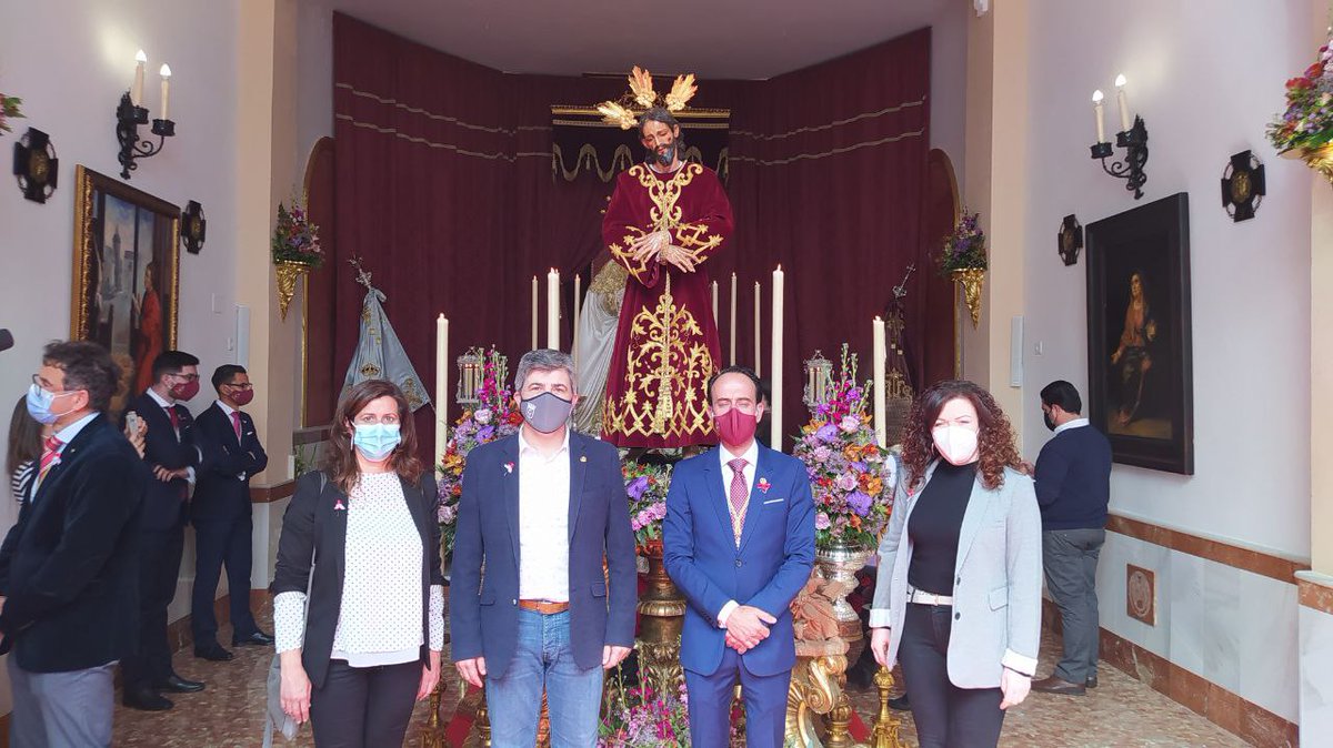 El Ayuntamiento ha realizado hoy la tradicional ofrenda floral a la Hermandad del Cautivo de Coria del Río. 

#SemanaSanta2021 #LunesSanto
